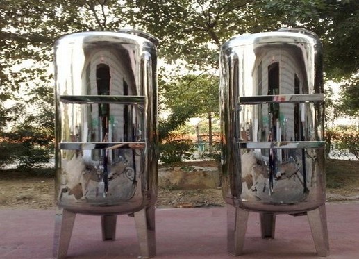 不銹鋼多介質(zhì)過濾器是怎么維護的?